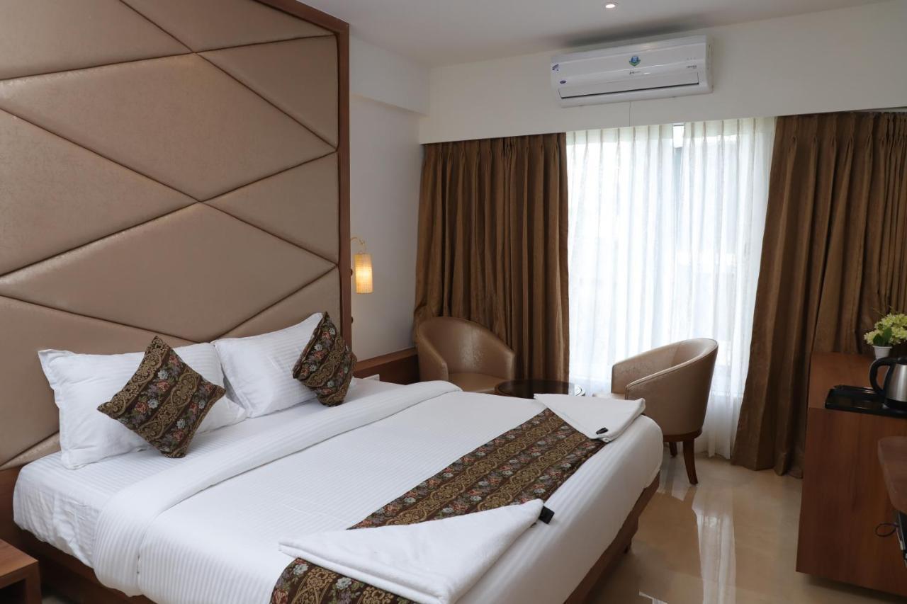 Shikin Hotels นาวีมุมไบ ภายนอก รูปภาพ
